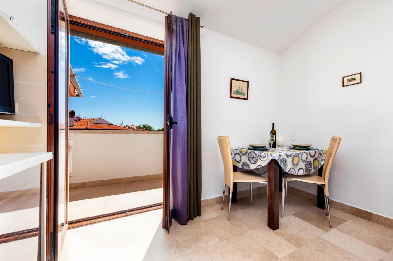 Guesthouse Santin Rovinj Exteriör bild