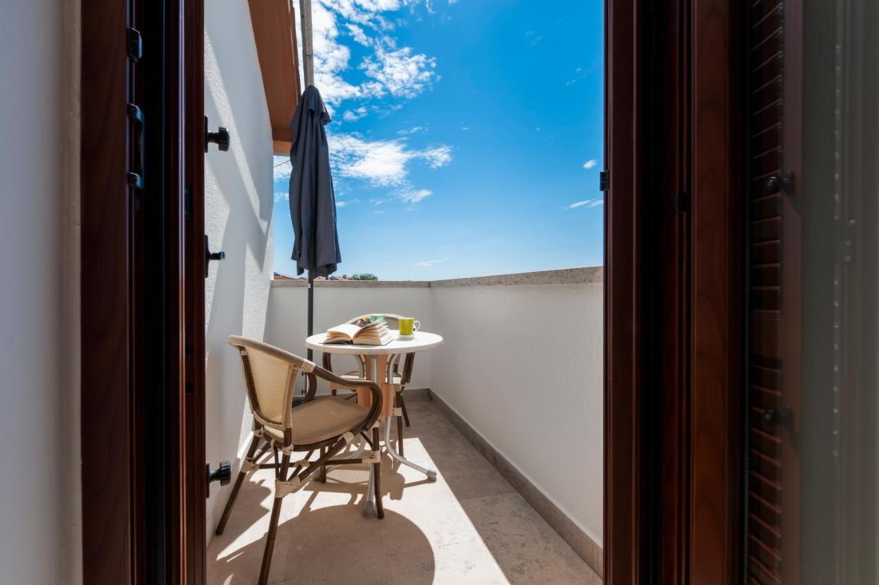 Guesthouse Santin Rovinj Exteriör bild